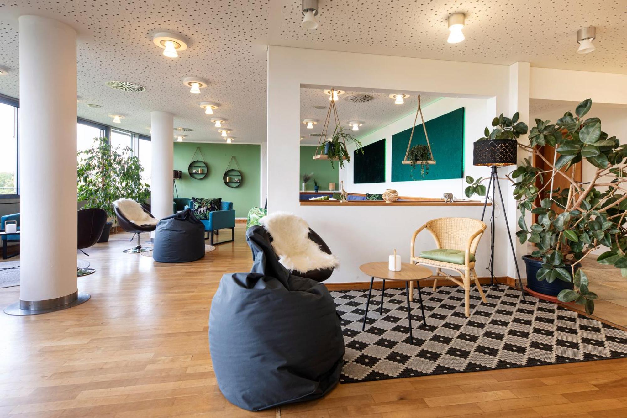 Roomingtons Karoli ヴァルトキルヒェン エクステリア 写真